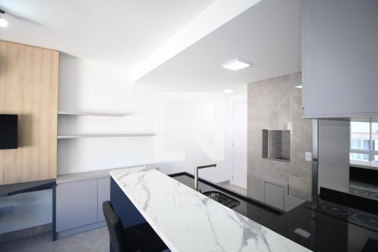Studio de kitnet/studio para alugar com 1 quarto, 30m² em Moinhos de Vento, Porto Alegre