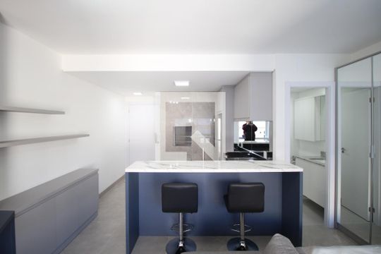 Studio de kitnet/studio para alugar com 1 quarto, 30m² em Moinhos de Vento, Porto Alegre