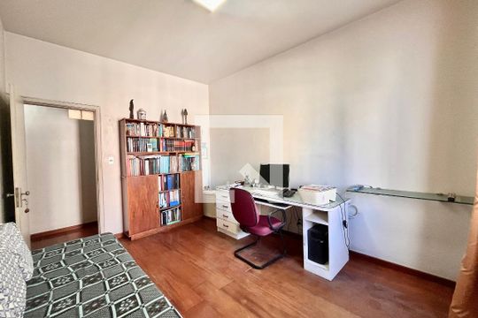 Quarto 1 de apartamento para alugar com 3 quartos, 140m² em Ipanema, Rio de Janeiro