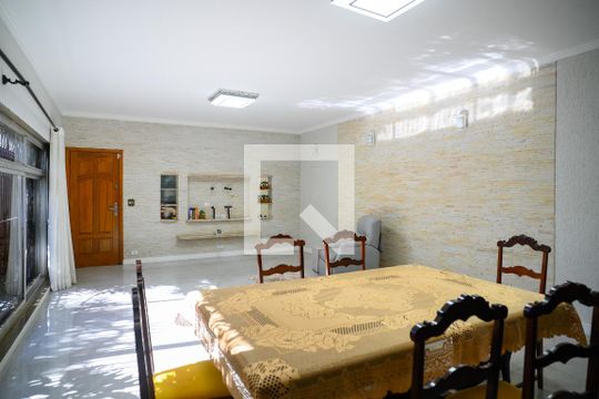 Sala de casa para alugar com 4 quartos, 350m² em Vila Santo Estefano, São Paulo