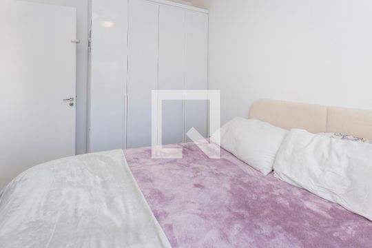 Quarto 1 de apartamento à venda com 2 quartos, 42m² em Vila Isa, São Paulo