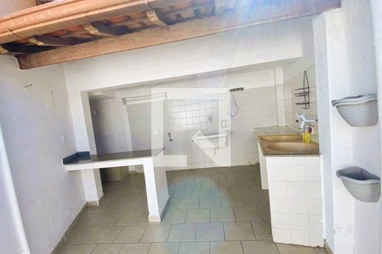 Casa para alugar com 4 quartos, 90m² em Santa Helena, Juiz de Fora