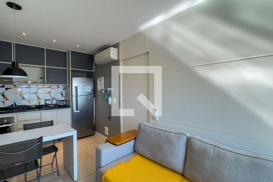 Sala de apartamento para alugar com 1 quarto, 44m² em Brooklin, São Paulo