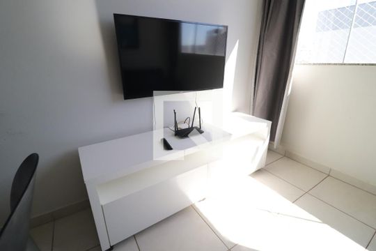 Sala de apartamento para alugar com 3 quartos, 75m² em Alto Umuarama, Uberlândia