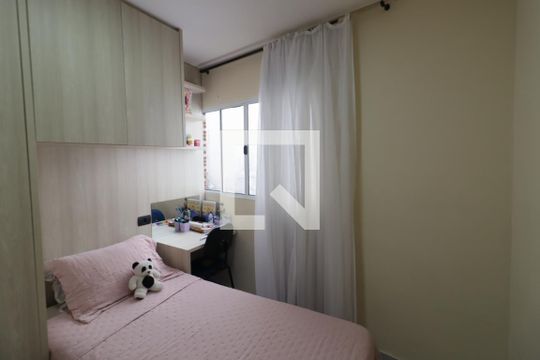 Quarto 2 de casa para alugar com 2 quartos, 100m² em Novo Osasco, Osasco