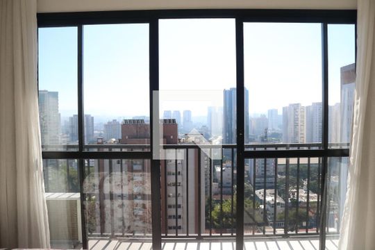 Quarto de kitnet/studio para alugar com 1 quarto, 27m² em Água Branca, São Paulo