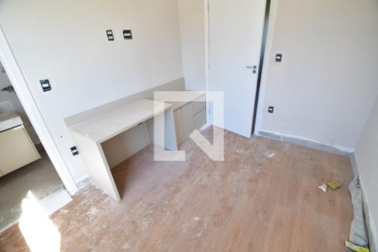 Suíte de casa de condomínio à venda com 3 quartos, 130m² em Parque dos Pomares, Campinas