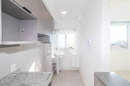 Cozinha de apartamento para alugar com 2 quartos, 56m² em São Geraldo, Porto Alegre