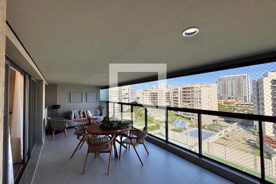 Apartamento à venda com 3 quartos, 188m² em Barra da Tijuca, Rio de Janeiro