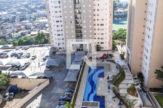 Vista da Sala de apartamento à venda com 2 quartos, 56m² em Jardim Nova Taboao, Guarulhos