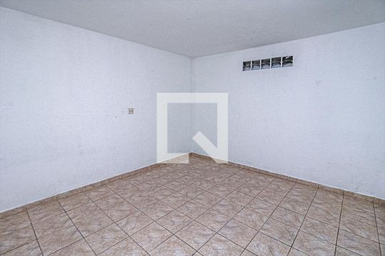 quarto da casa 2_4 de casa para alugar com 2 quartos, 500m² em Vila da Saúde, São Paulo
