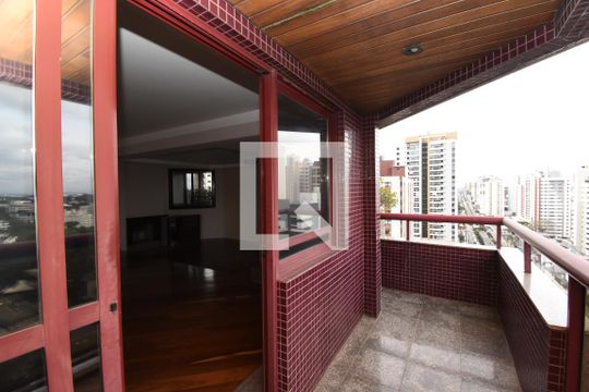 Sacada da sala de apartamento à venda com 5 quartos, 311m² em Cabral, Curitiba