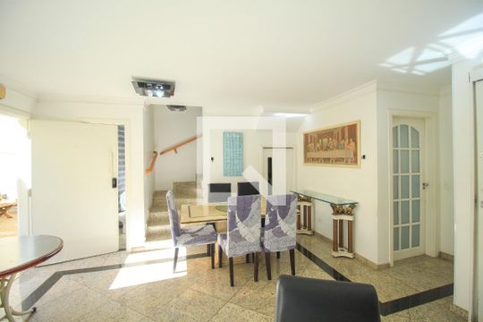 Casa de Condomínio à venda com 3 quartos, 225m² em Mooca, São Paulo