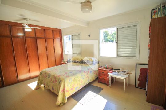 Casa de Condomínio à venda com 3 quartos, 225m² em Mooca, São Paulo