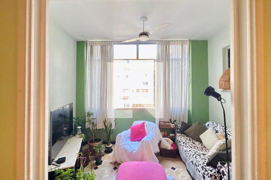 Apartamento para alugar com 3 quartos, 200m² em Copacabana, Rio de Janeiro