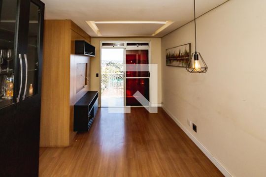 Sala de apartamento à venda com 3 quartos, 72m² em Candelária, Belo Horizonte