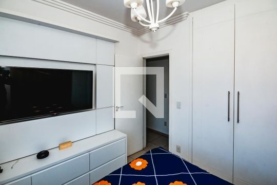 Apartamento à venda com 3 quartos, 112m² em Heliópolis, Belo Horizonte