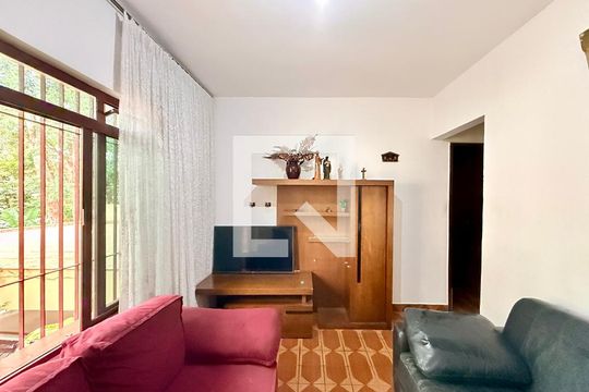 Sala  de casa à venda com 3 quartos, 110m² em Campo Grande, São Paulo