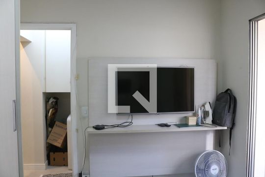 Quarto de apartamento para alugar com 1 quarto, 44m² em Perdizes, São Paulo
