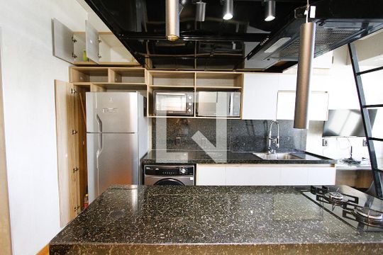Kitnet de kitnet/studio à venda com 1 quarto, 30m² em Santo Agostinho, Belo Horizonte