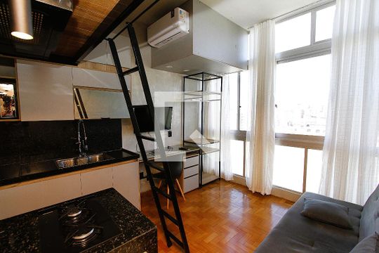 Kitnet de kitnet/studio à venda com 1 quarto, 30m² em Santo Agostinho, Belo Horizonte