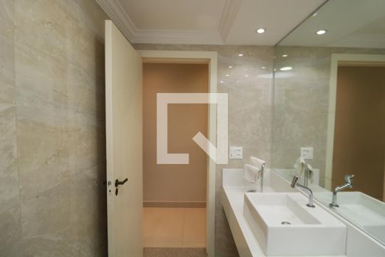 Lavabo de casa à venda com 3 quartos, 350m² em Vila Prudente, São Paulo