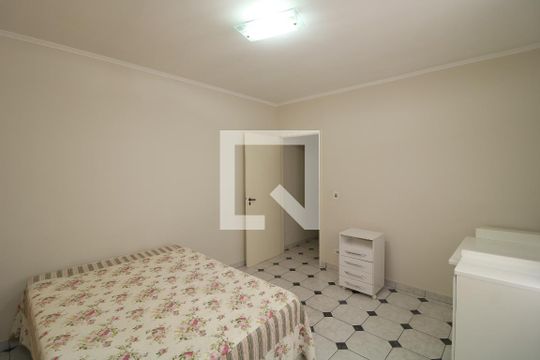 Suíte  de casa à venda com 3 quartos, 350m² em Vila Prudente, São Paulo