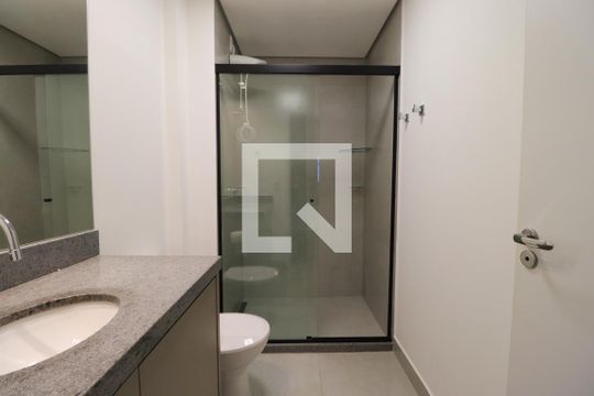 Banheiro  de apartamento para alugar com 1 quarto, 38m² em Jardim Antartica, Ribeirão Preto
