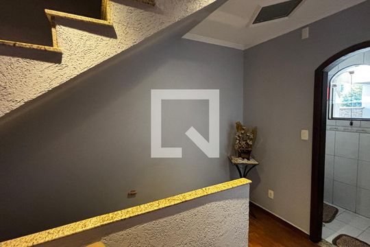 Sala de casa à venda com 4 quartos, 118m² em Parque Capuava, Santo André