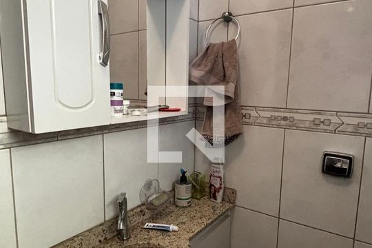 Lavabo de casa à venda com 4 quartos, 118m² em Parque Capuava, Santo André
