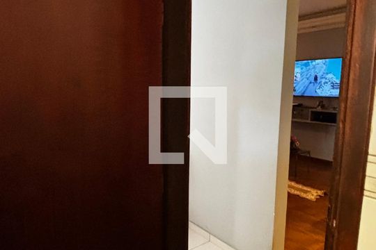 Lavabo de casa à venda com 4 quartos, 118m² em Parque Capuava, Santo André