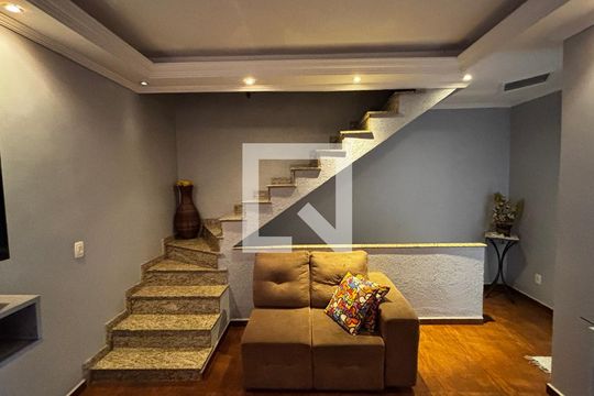 Sala de casa à venda com 4 quartos, 118m² em Parque Capuava, Santo André