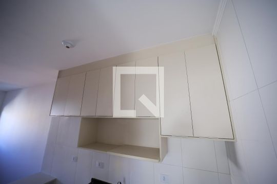 Cozinha de apartamento para alugar com 2 quartos, 39m² em Parque Artur Alvim, São Paulo