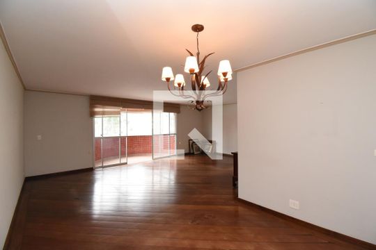 Sala de apartamento para alugar com 4 quartos, 261m² em Batel, Curitiba