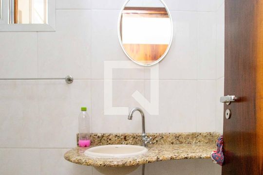 Lavabo de casa à venda com 5 quartos, 249m² em Centro, Diadema