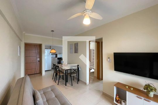 Sala de apartamento para alugar com 2 quartos, 53m² em Vila Caiçara, Praia Grande
