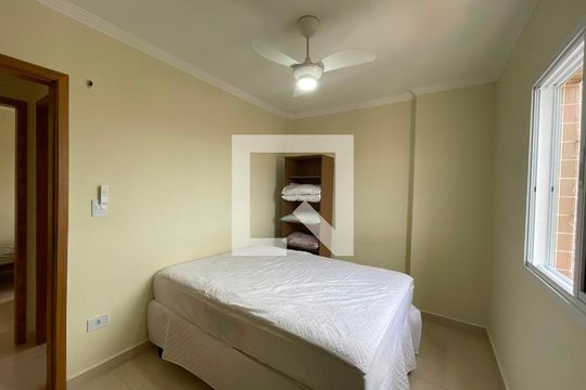 Quarto de apartamento para alugar com 2 quartos, 53m² em Vila Caiçara, Praia Grande