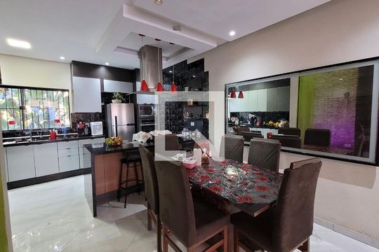 Sala Jantar de casa para alugar com 3 quartos, 300m² em Jardim Sao Paulo, Itaquaquecetuba