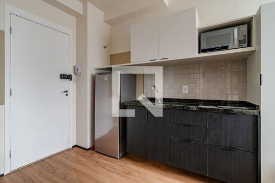 Kitnet/Studio para alugar com 1 quarto, 24m² em Pompeia, São Paulo