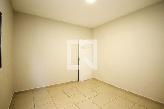 Quarto 1 de casa para alugar com 2 quartos, 75m² em Jardim Lina, Cotia