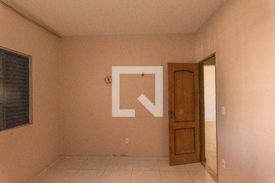 Quarto 1 de casa para alugar com 2 quartos, 100m² em Jardim Santa Lúcia, Campinas