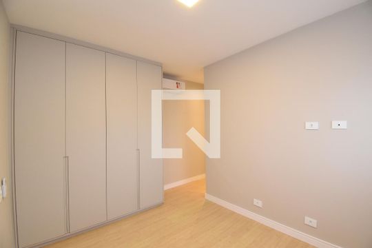 Suíte de apartamento à venda com 3 quartos, 112m² em Campo Comprido, Curitiba