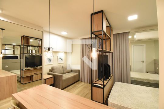 Studio de kitnet/studio para alugar com 1 quarto, 25m² em São Francisco, Curitiba