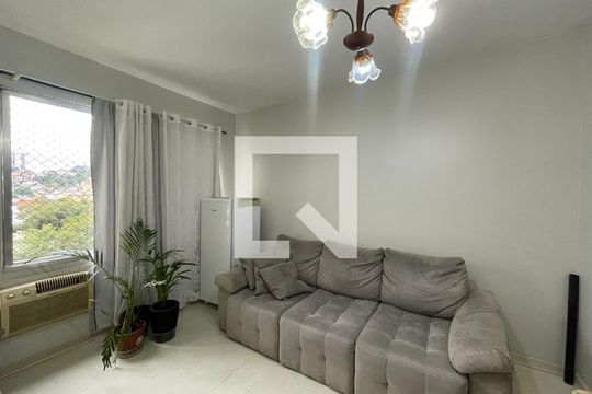 Apartamento para alugar com 2 quartos, 63m² em Pátria Nova, Novo Hamburgo