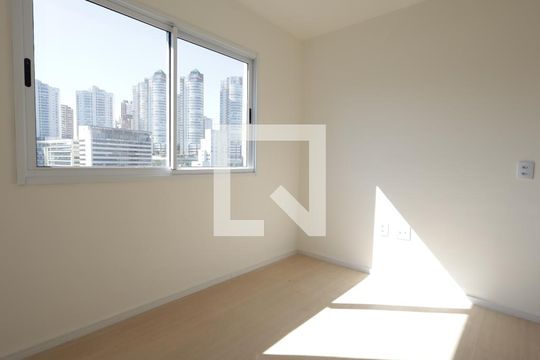 Quarto de kitnet/studio para alugar com 1 quarto, 17m² em Vila Andrade, São Paulo