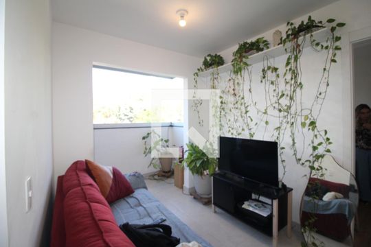Sala / Cozinha de apartamento à venda com 2 quartos, 43m² em Imirim, São Paulo