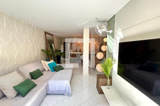 Sala de casa à venda com 3 quartos, 190m² em Vila Augusta, Guarulhos