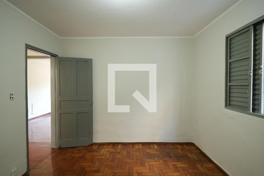 Quarto 1 de casa para alugar com 2 quartos, 143m² em Jardim Bela Vista, Santo André