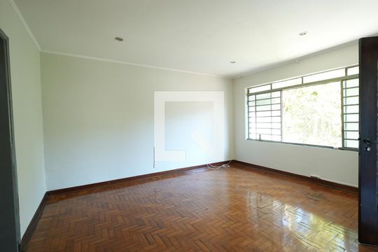 Sala de casa para alugar com 2 quartos, 143m² em Jardim Bela Vista, Santo André