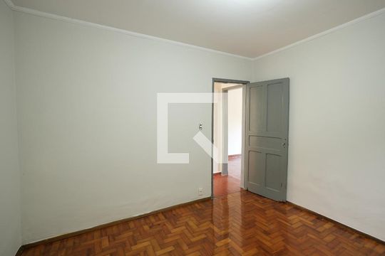 Quarto 1 de casa para alugar com 2 quartos, 143m² em Jardim Bela Vista, Santo André